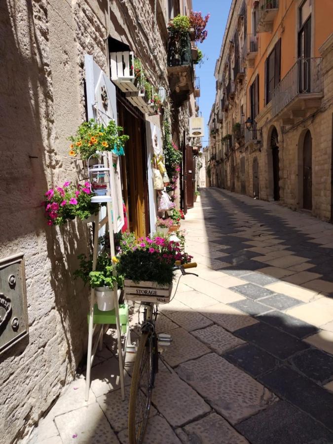 Iris Apartment, Comfort E Stile Nel Cuore Di Bisceglie Exterior foto