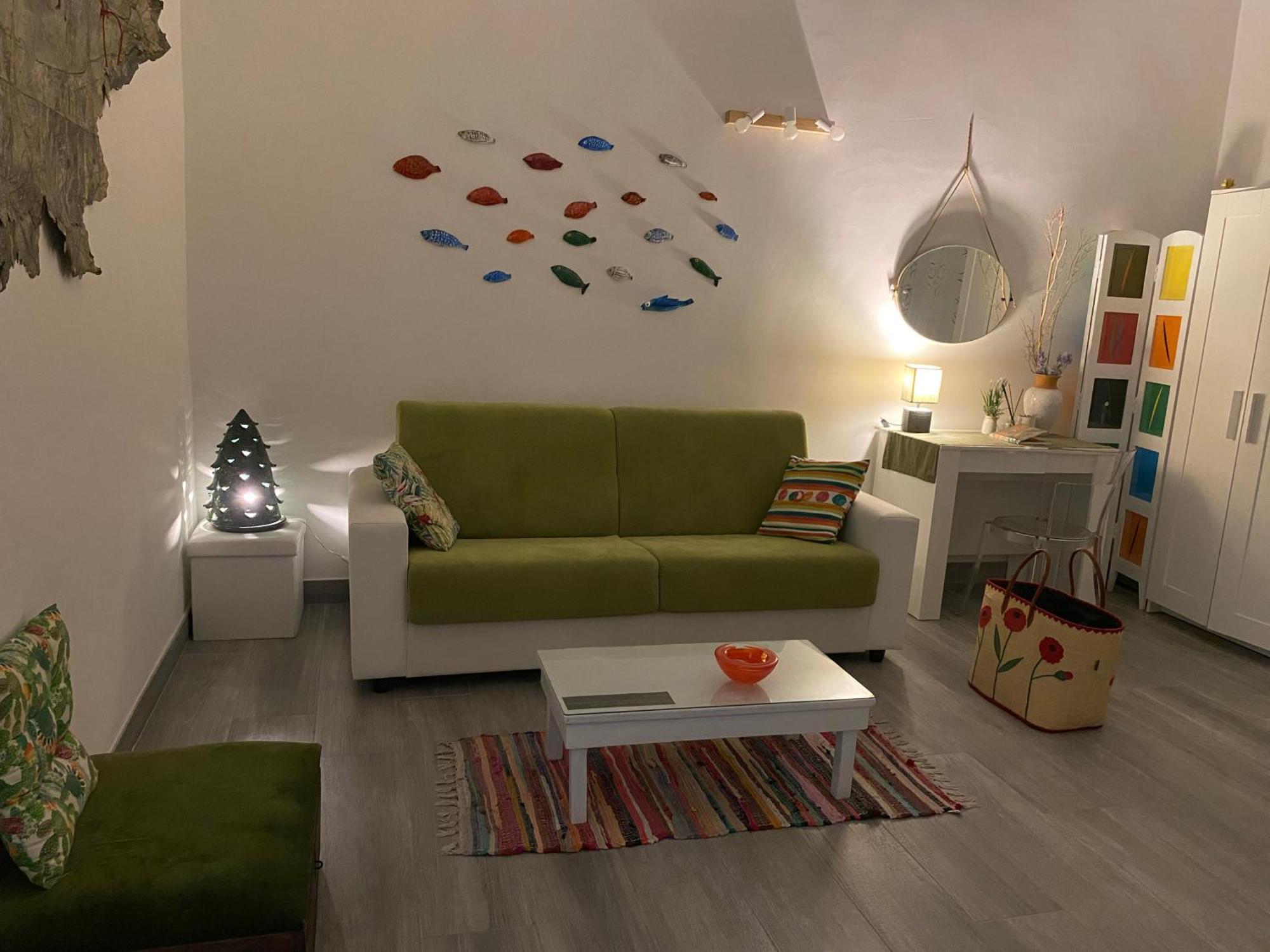Iris Apartment, Comfort E Stile Nel Cuore Di Bisceglie Exterior foto